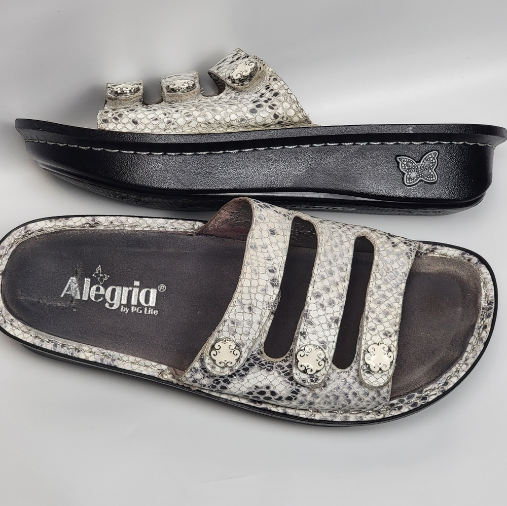 Alegria Fiona Triple Strap Shimmery Snakeskin Sandal, EUC, size 8 (38)